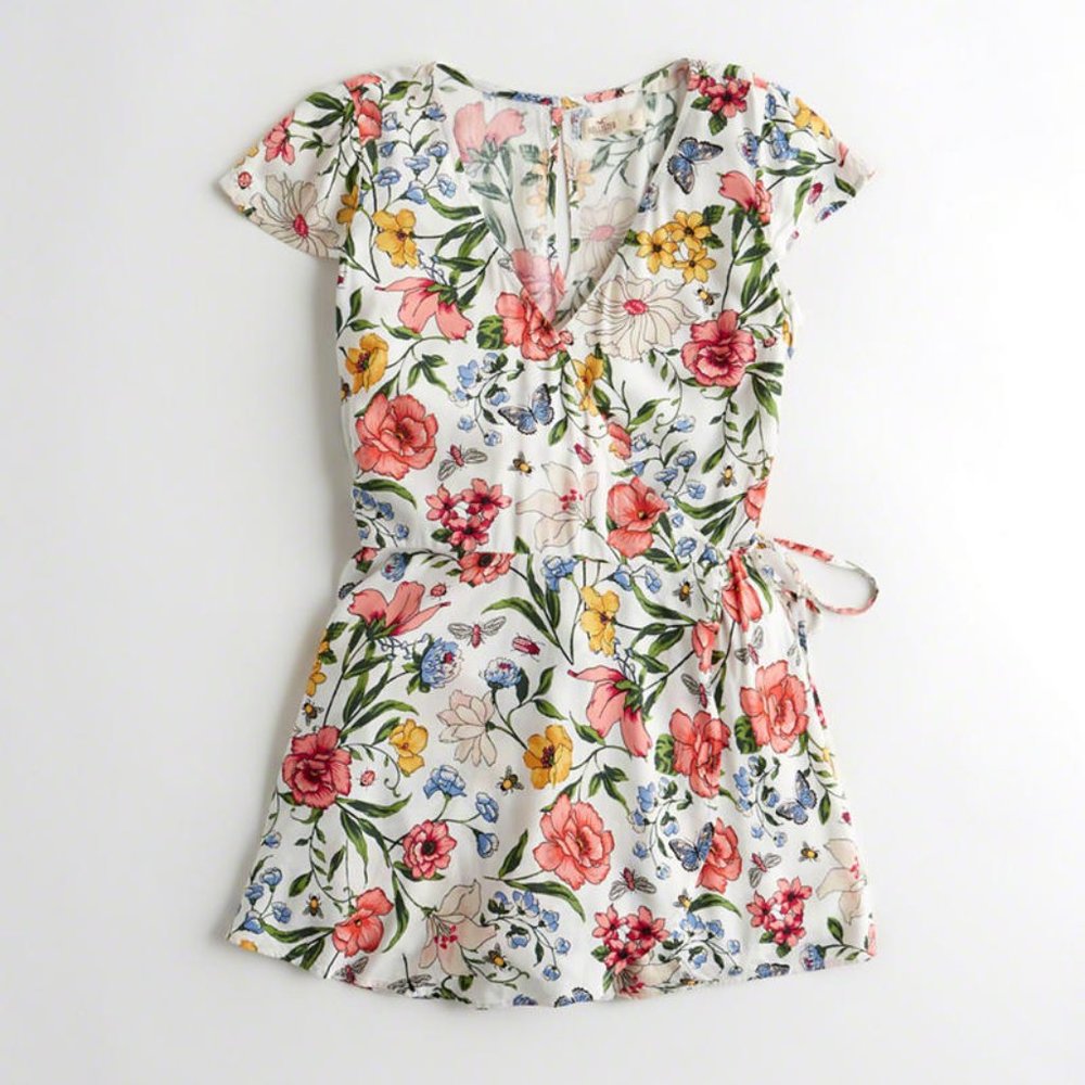 Hollister Romper 🦋